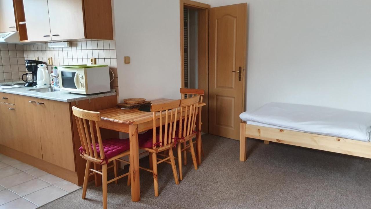 Apartmany Eddy Рокицани Экстерьер фото